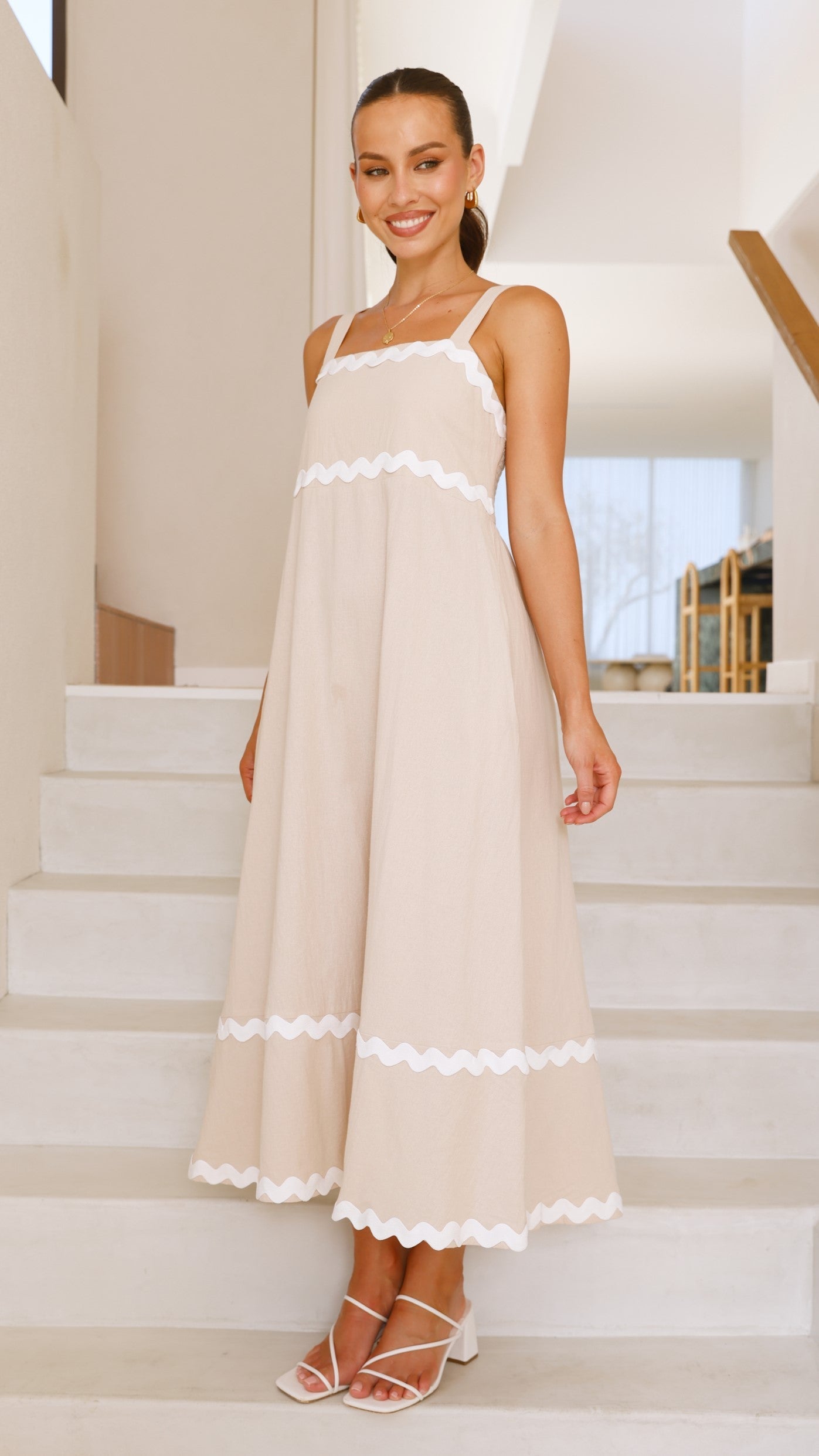 Raelynn Midi Dress - Beige/White