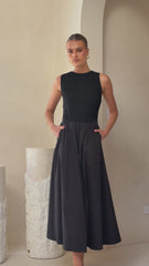 Aria Sleeveless Midi Dress - Black
